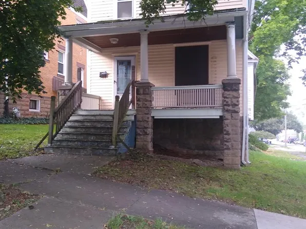 52 Moran St, Oil City, PA 16301