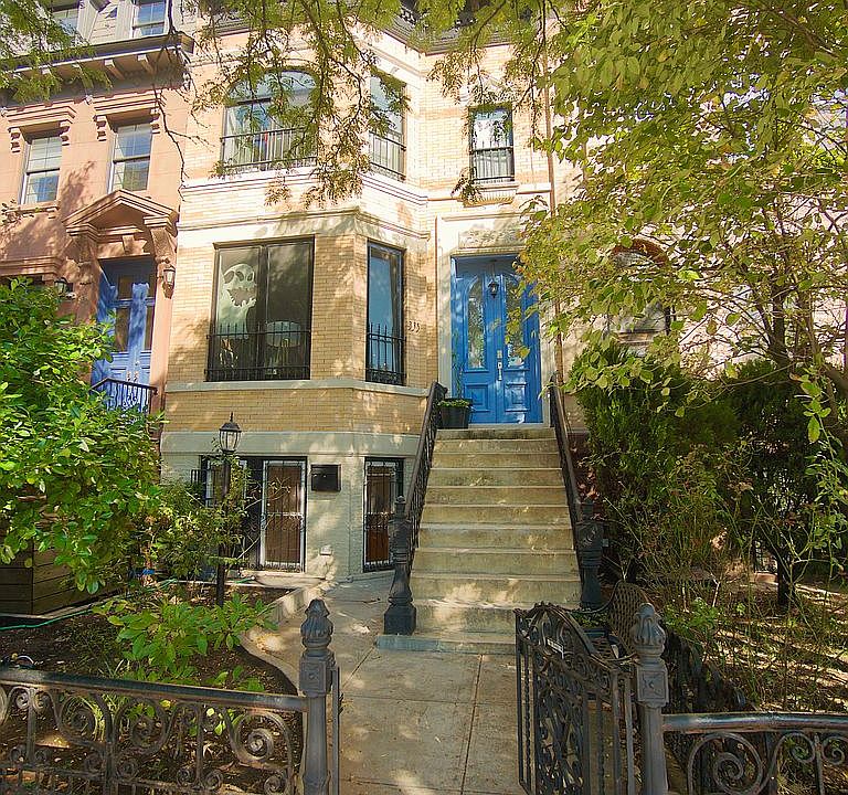 1st image of 335 Gates Ave #2