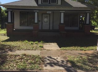 1516 Avenue C, Brownwood, TX 76801