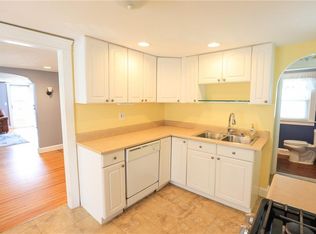 25 Fenwood Ave, Smithfield, RI 02917