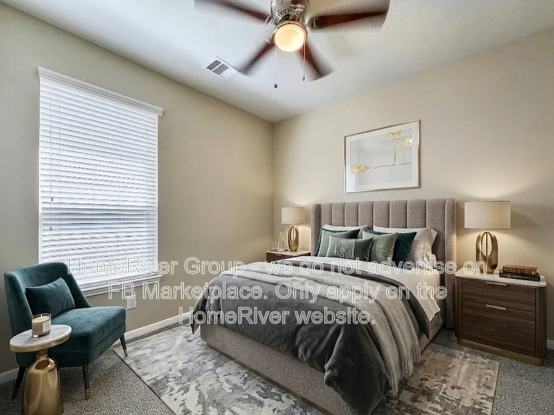 3 bed, 2.0 bath, 1965 sqft, $2,075 — Photo 4