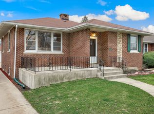 2342 Hawthorne Ave, Westchester, IL
