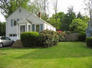 484 Rowland Rd, Fairfield, CT 06824