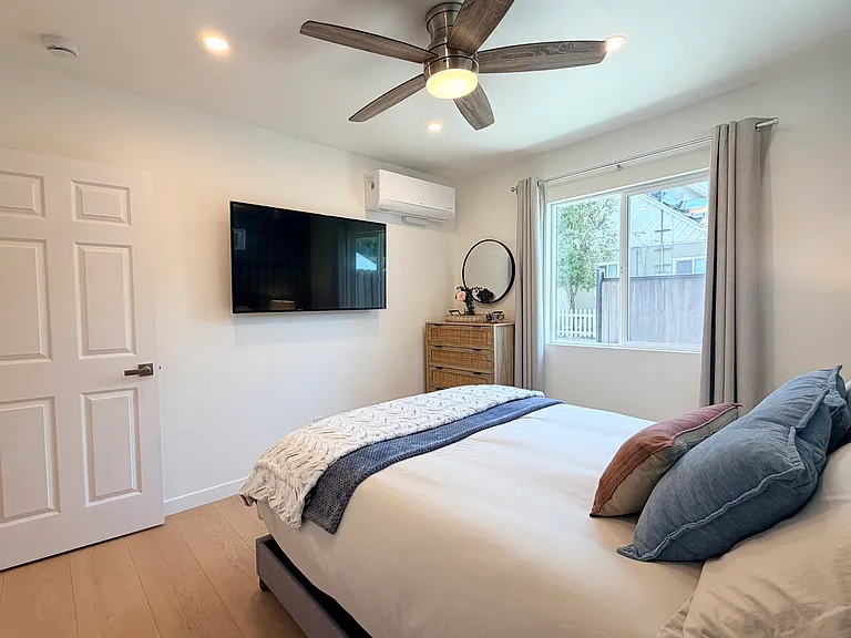 5061 Haskell Ave #GUESTHOUSE — Photo 15