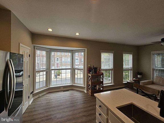 4th image of 15015 Danube Way
