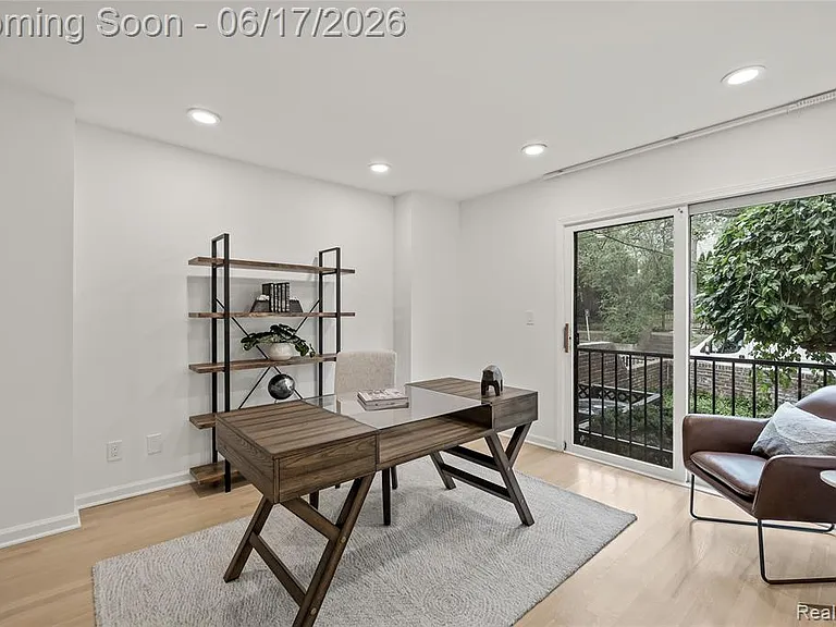 511 Brookside Ave — Photo 9