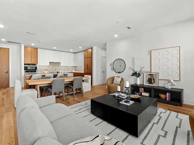 566 Columbus Ave #506 — Photo 4