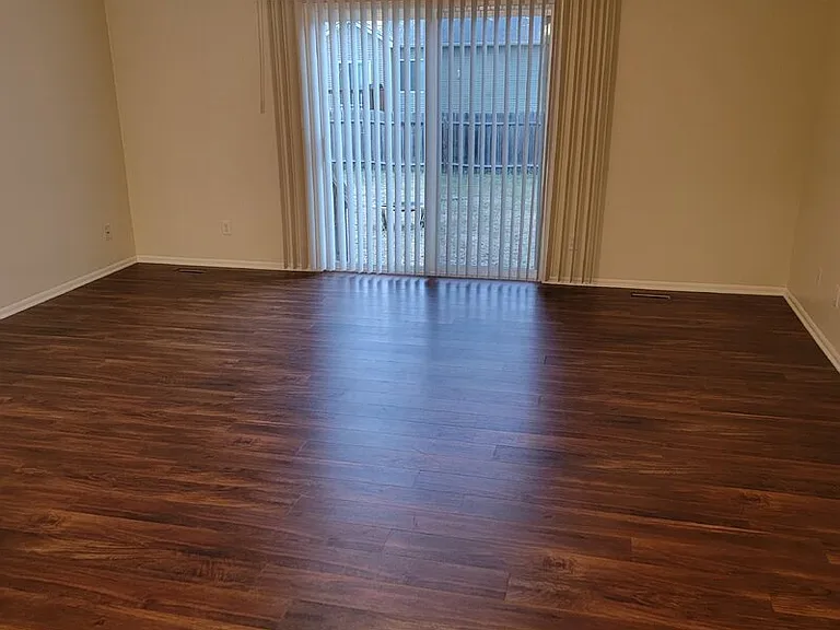 4808 NE Michael Dr — Photo 4