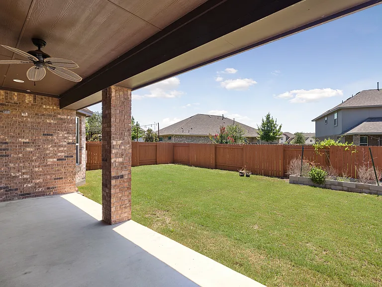 2428 Granite Hill Dr — Photo 73