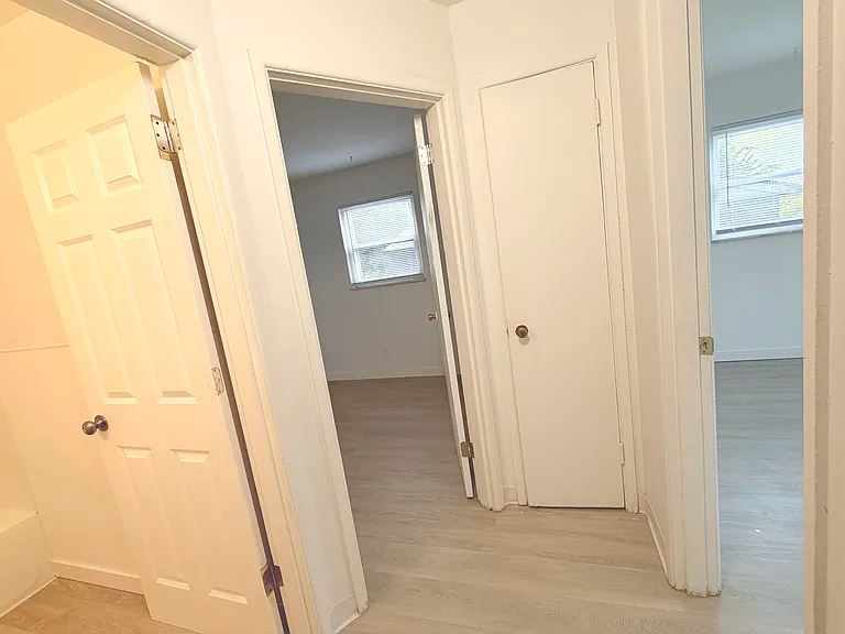 1747 Grand Ave — Photo 6