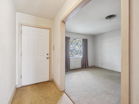 4th image of 11515 Oak Trl