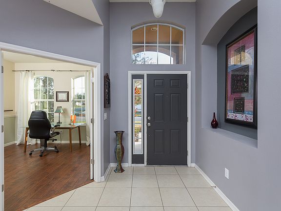 2nd image of 10925 Rockledge View Dr