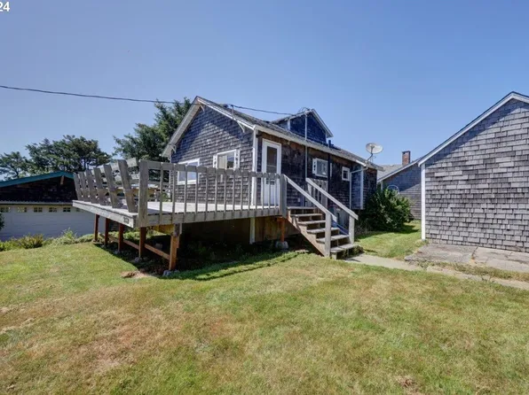 232 W Nebesna St, Cannon Beach, OR 97110