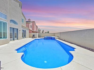 8887 Mia Moore Ave, Las Vegas, NV, 89147
