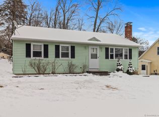 315 E Wakefield Blvd, Winsted, CT 06098