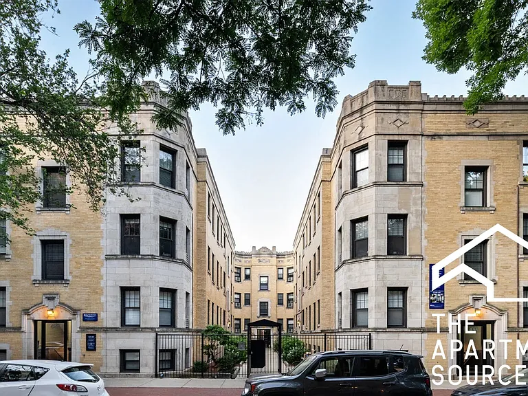 429 W Belden Ave #A104 — Photo 8