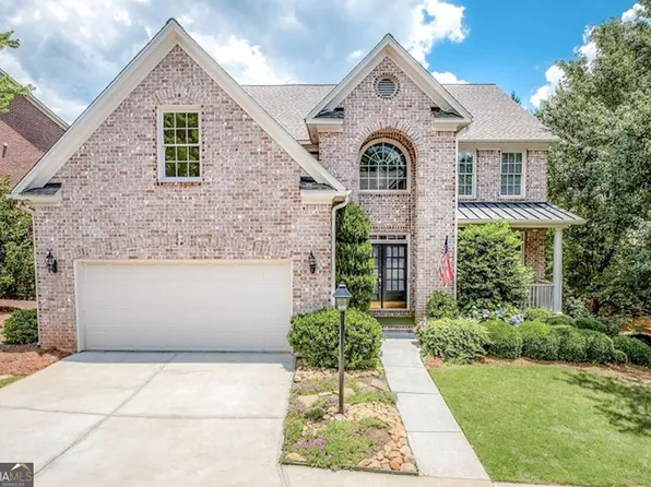 1318 Village Terrace Ct, Dunwoody, GA 30338