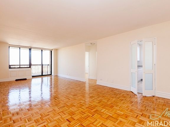 4th image of 145 W 67th St APT 37D