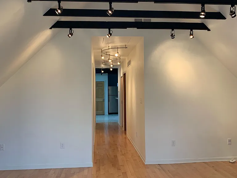 814 E Meinecke Ave #A — Photo 10