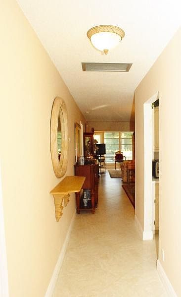 1st image of 1141 Boxwood Dr
