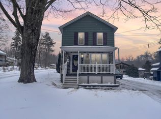 416 Maple St, Browndale, PA 18421
