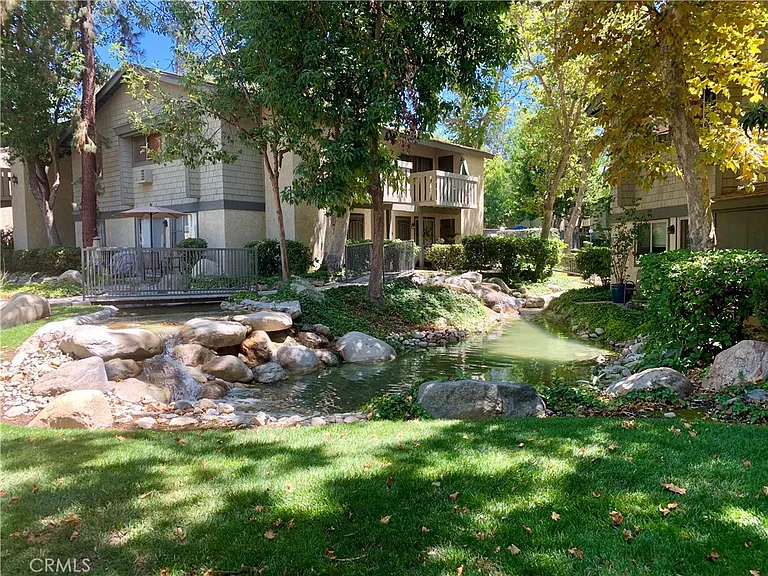 960 E Bonita Ave #116 — Photo 14