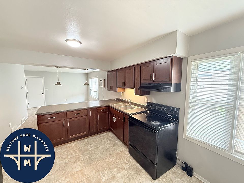 1st image of 2647 S Kinnickinnic Ave APT 4