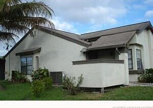 1st image of 602 SW Jeanne St