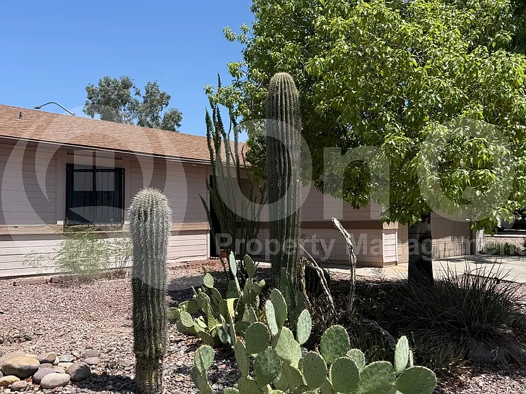 6121 S Birchwood Dr — Photo 2