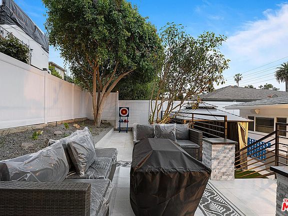 5th image of 8222 Pershing Dr