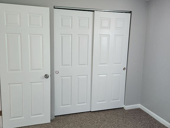 4th image of 18 Greenwood Dr #6