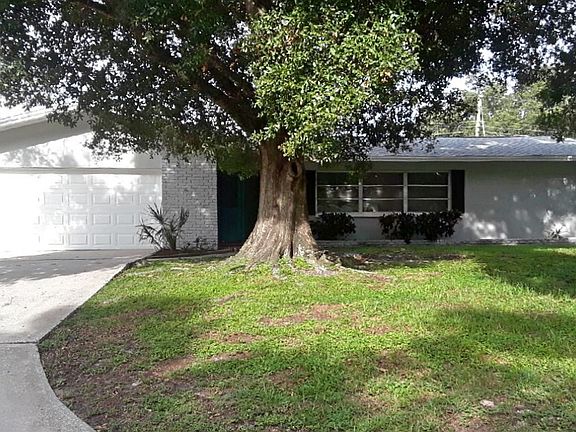 2nd image of 1329 Fairfield Dr
