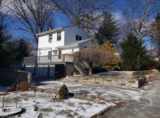114 Tulsa Trl, Hopatcong, NJ 07843