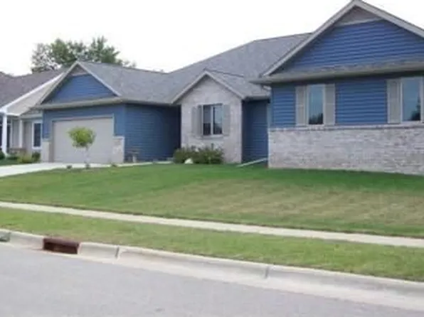 2401 Autumn Crest Rd, Stoughton, WI 53589