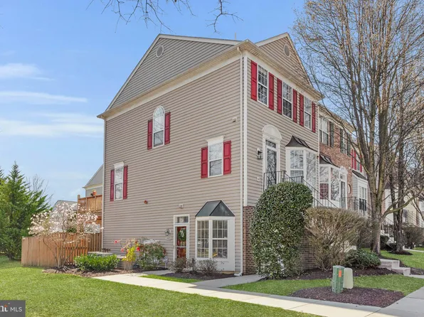 2403 Lizbec Ct, Crofton, MD 21114
