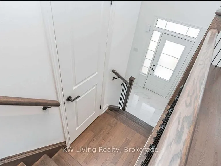 4148 Highway 7 — Photo 2
