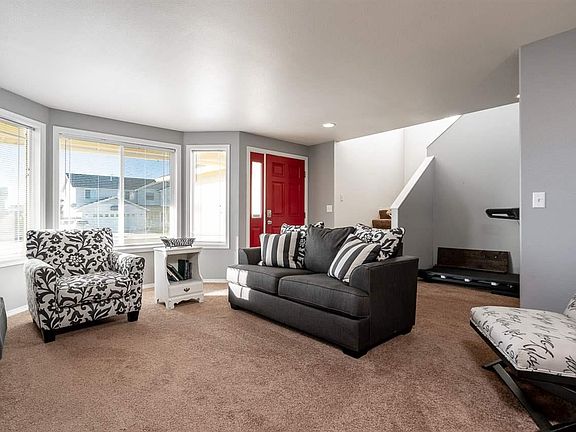 3rd image of 4109 Finnhorse Ln