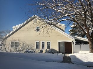 265 W Pheasantbrook Dr, Centerville, UT 84014