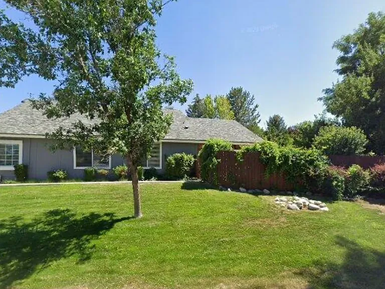 Roundstone Ct — Photo 1