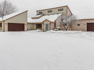 8265 State Route 5 And 20, Bloomfield, NY 14469