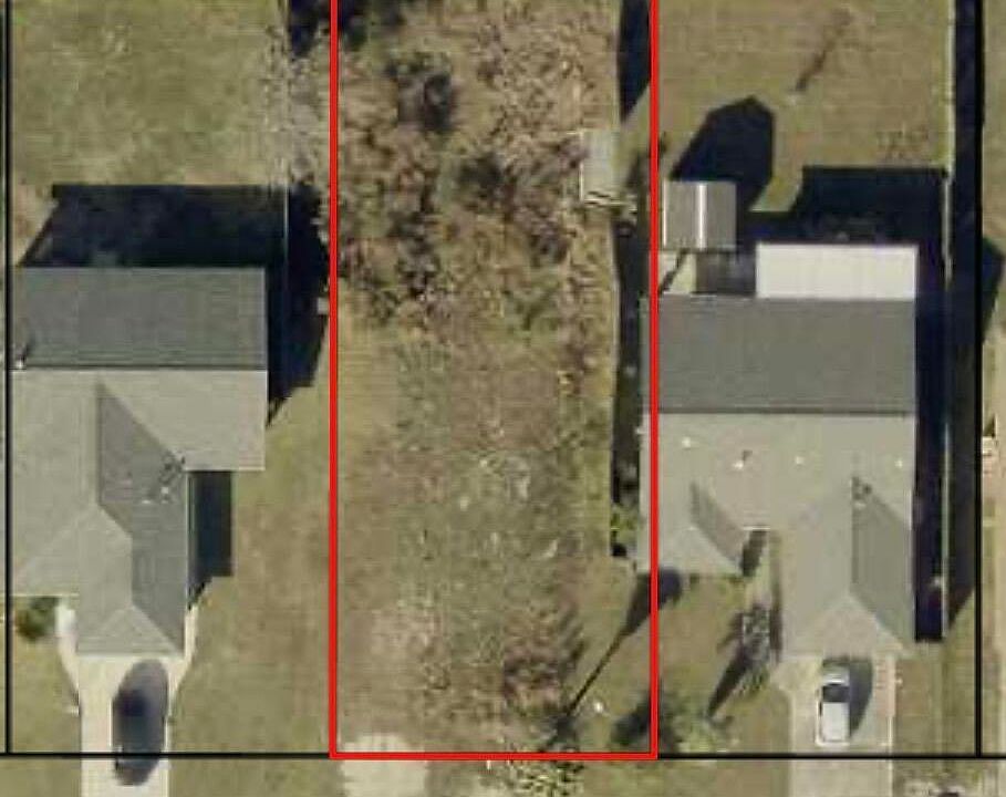 1st image of 2823 E 17th St