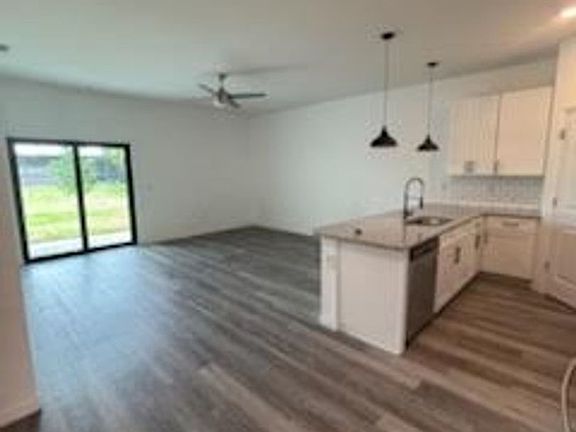 2nd image of 2028 NE 8th Pl