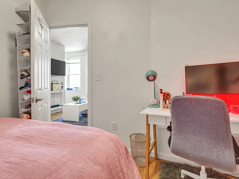 35 N Margin St #4 — Photo 10