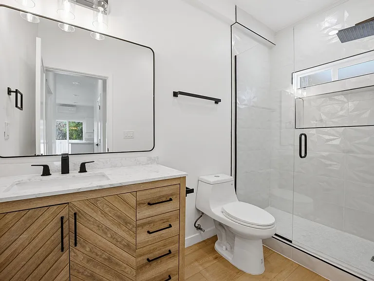 6414 Cleo St — Photo 12