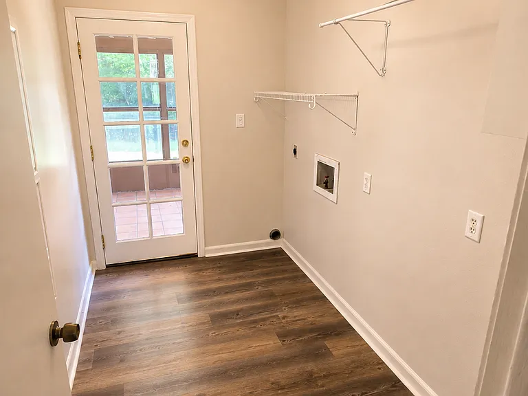 405 E Ridge Dr — Photo 11