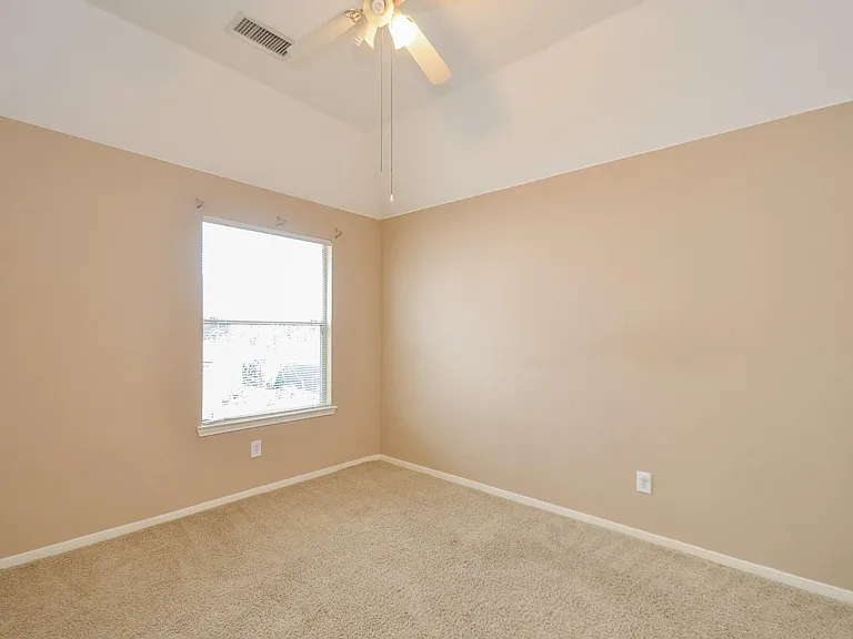 12811 Candace Ct — Photo 22