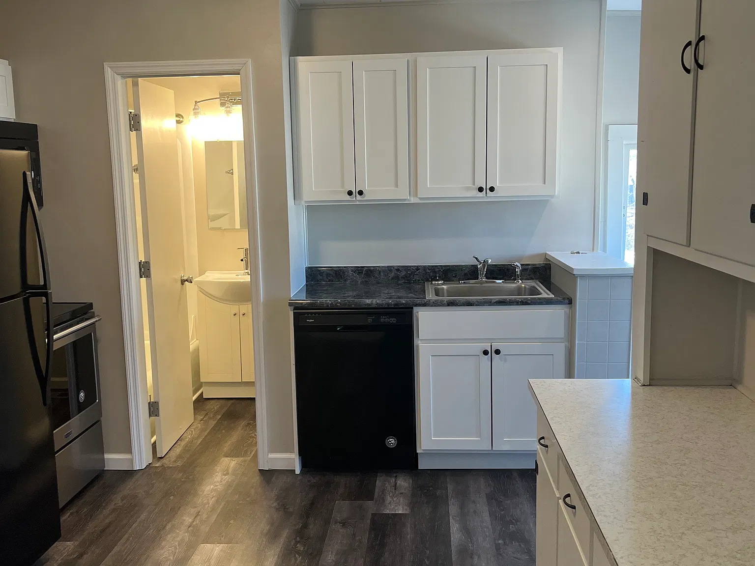 1 bed, 800 sqft, $750 — Photo 2