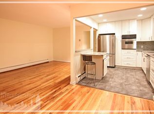 7115 71st Pl, Glendale, NY 11385