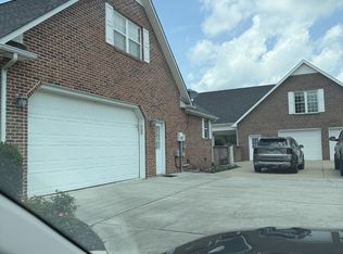 536 Big Oak Dr, Manchester, TN 37355