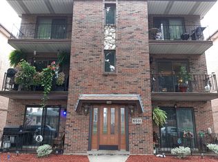 6531 W 64th Pl APT 2W, Chicago, IL 60638